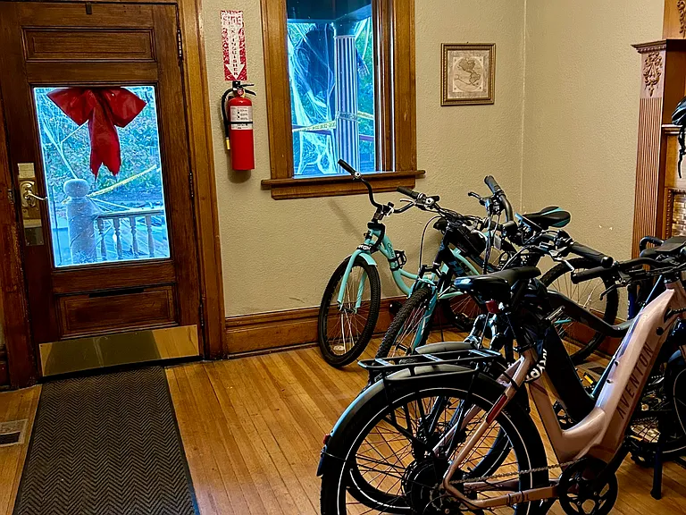 1530 N Gaylord St #2 — Photo 35