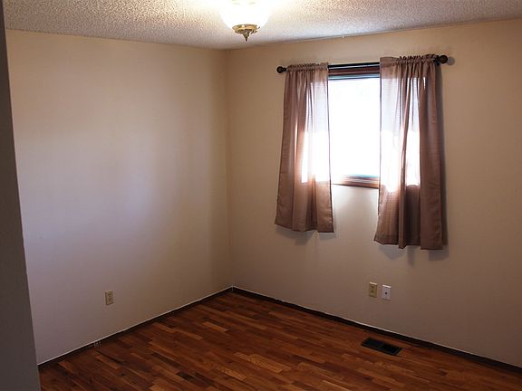 5th image of 3628 E 30th Ave