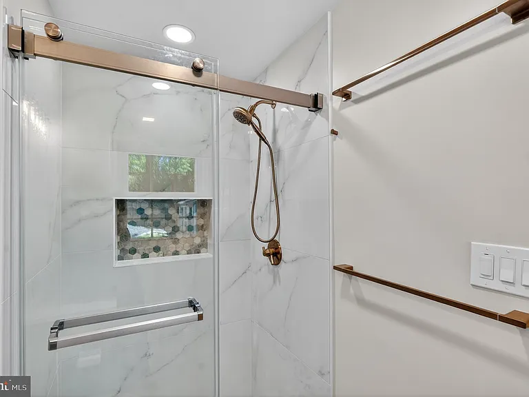 10207 Antietam Ave — Photo 14