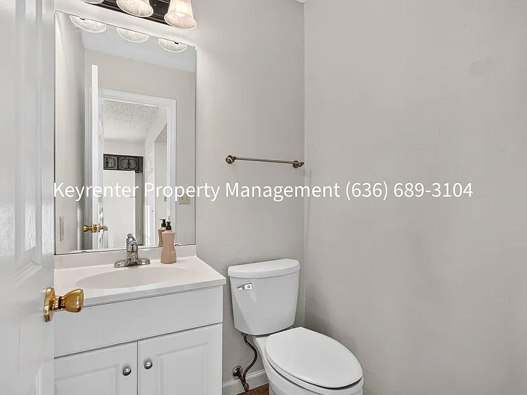 761 Highland Hill Ct — Photo 18