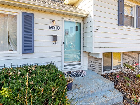 5th image of 9010 Lowell Ave