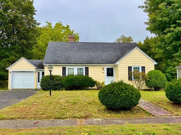 66 Pilgrim Rd, Needham, MA 02492