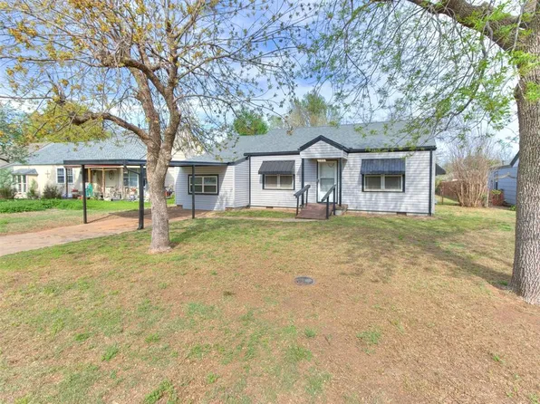 1105 S 9th St, Kingfisher, OK 73750