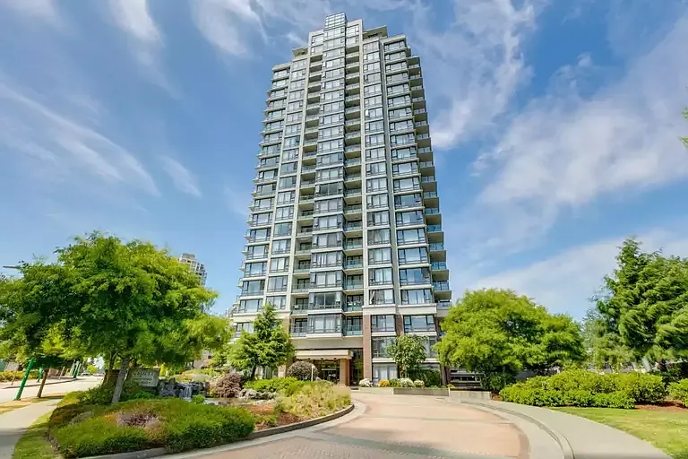 7235 Arcola St photo 1