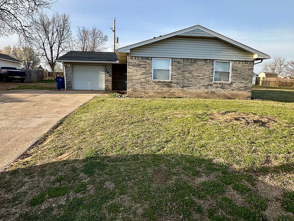 1st image of 107 Taft Dr