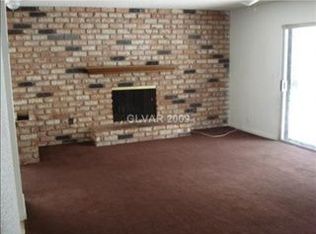 709 N Torrey Pines Dr, Las Vegas, NV 89107