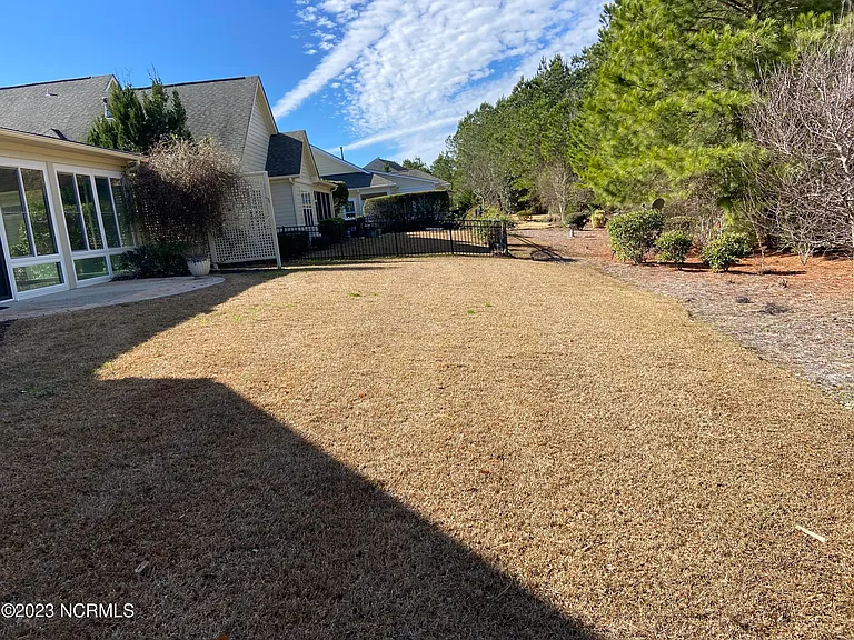 1113 Evangeline Dr — Photo 33