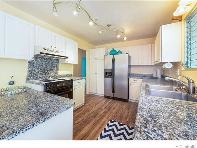 602 Hamakua Pl — Photo 4