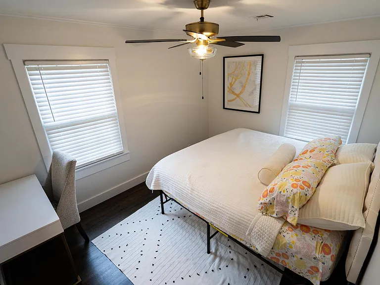 4932 S Newport Ave — Photo 25