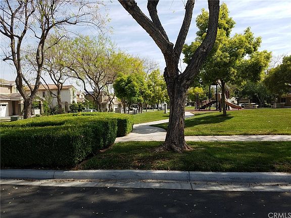 3rd image of 26055 Paxton Pl