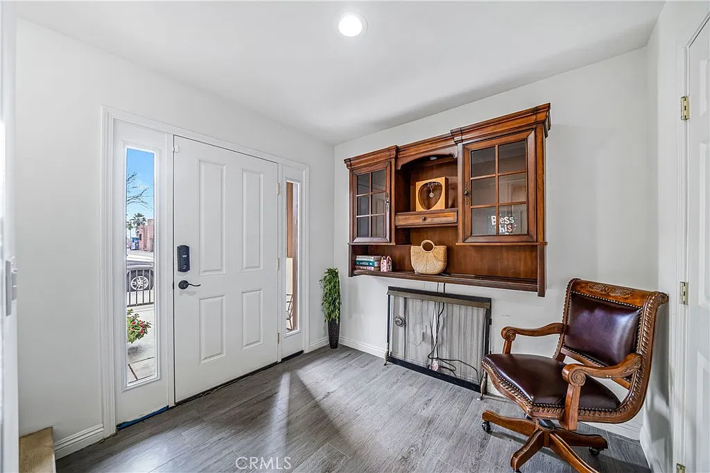 2 bed, 3.5 bath, 1730 sqft, $3,750 — Photo 2