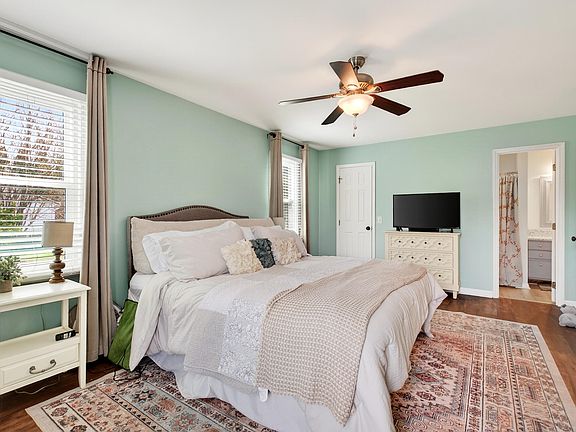 5th image of 5928 Swales Way