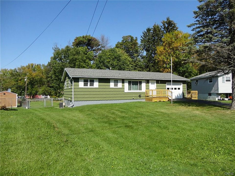 1st image of 4131 Birchwood Dr N