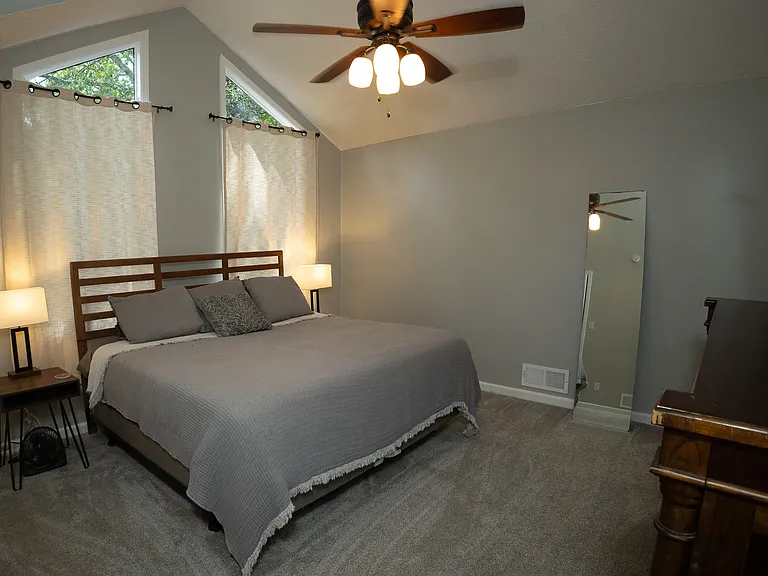 744 Starmist Ct NE — Photo 2