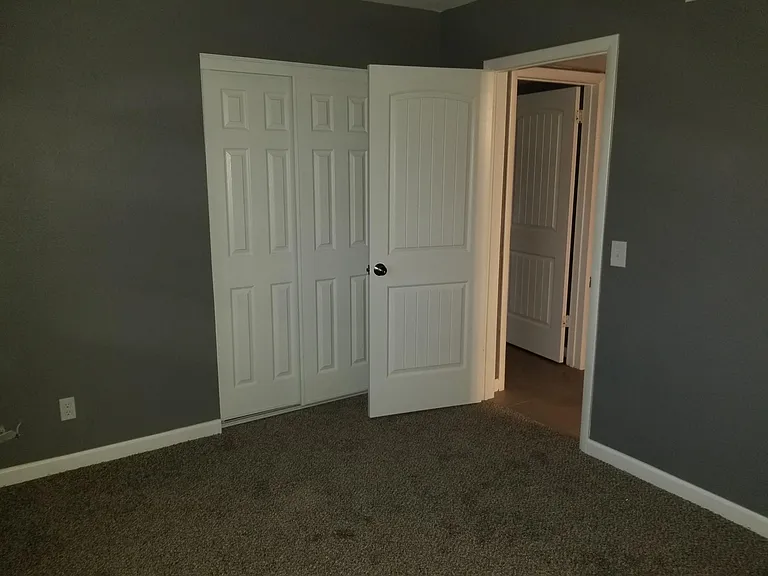 1075 E Chandler Blvd #207 — Photo 15