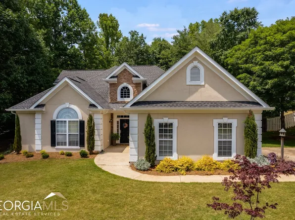 201 Tanglewood Trl, Carrollton, GA 30116
