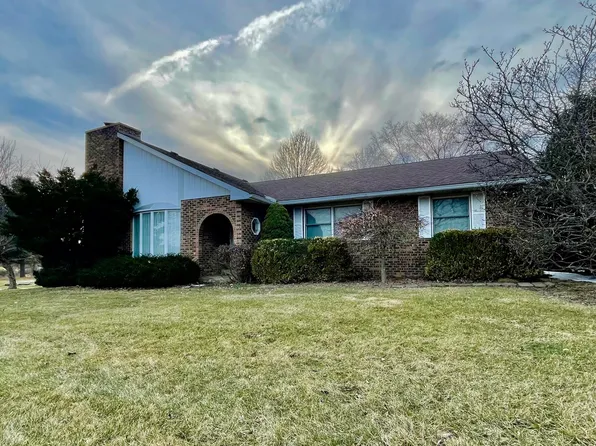 1020 N 250 E, Chesterton, IN 46304