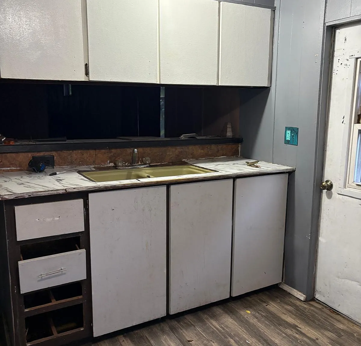 2 bed, 768 sqft, $1,200 — Photo 3