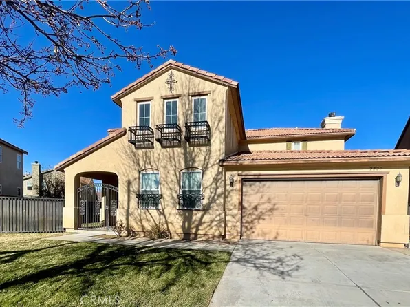 2227 Greentree St, Lancaster, CA 93535