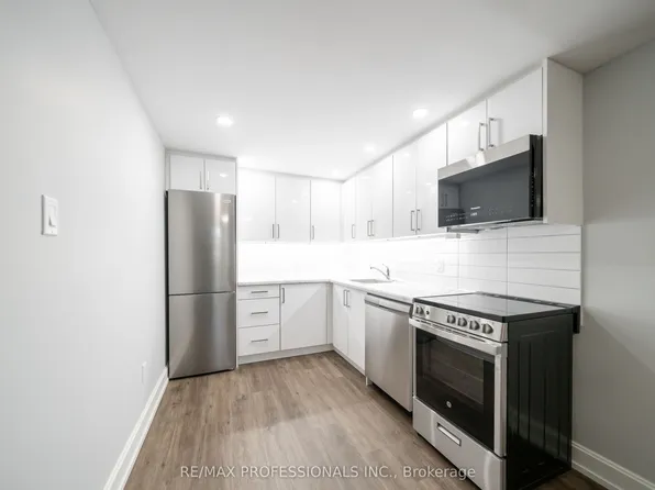 1485 King St W #4, Toronto, ON M6K 1J4
