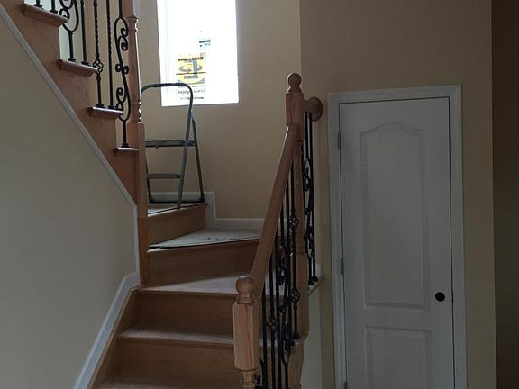 4th image of 397 Patterson Ave
