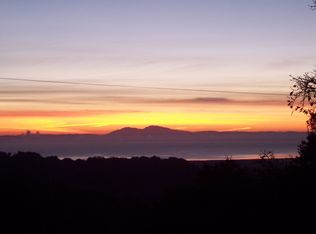 360 Grandview Ave, Novato, CA 94945