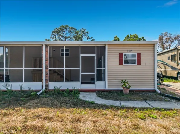 2425 Case Ln, North Fort Myers, FL 33917