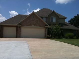 2506 S Greens Way, Rogers, AR 72758