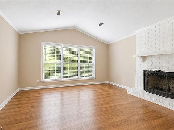 4th image of 2519 Cottage Pl