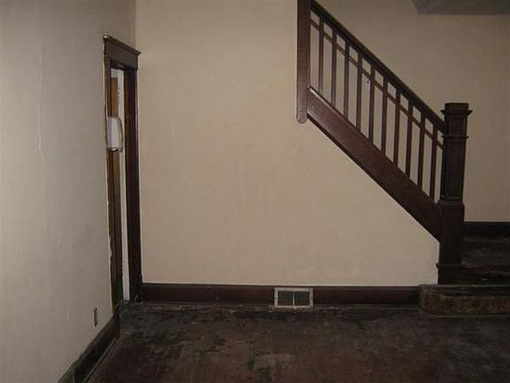 3rd image of 1628 Himrod Ave