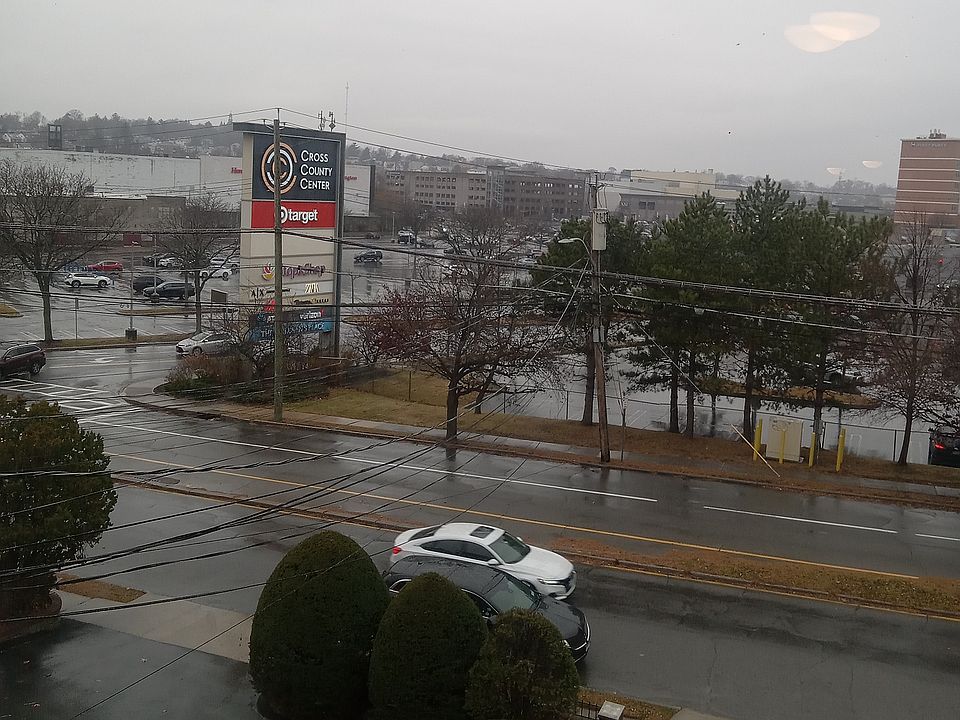 1st image of 124 Vredenburgh Ave #1