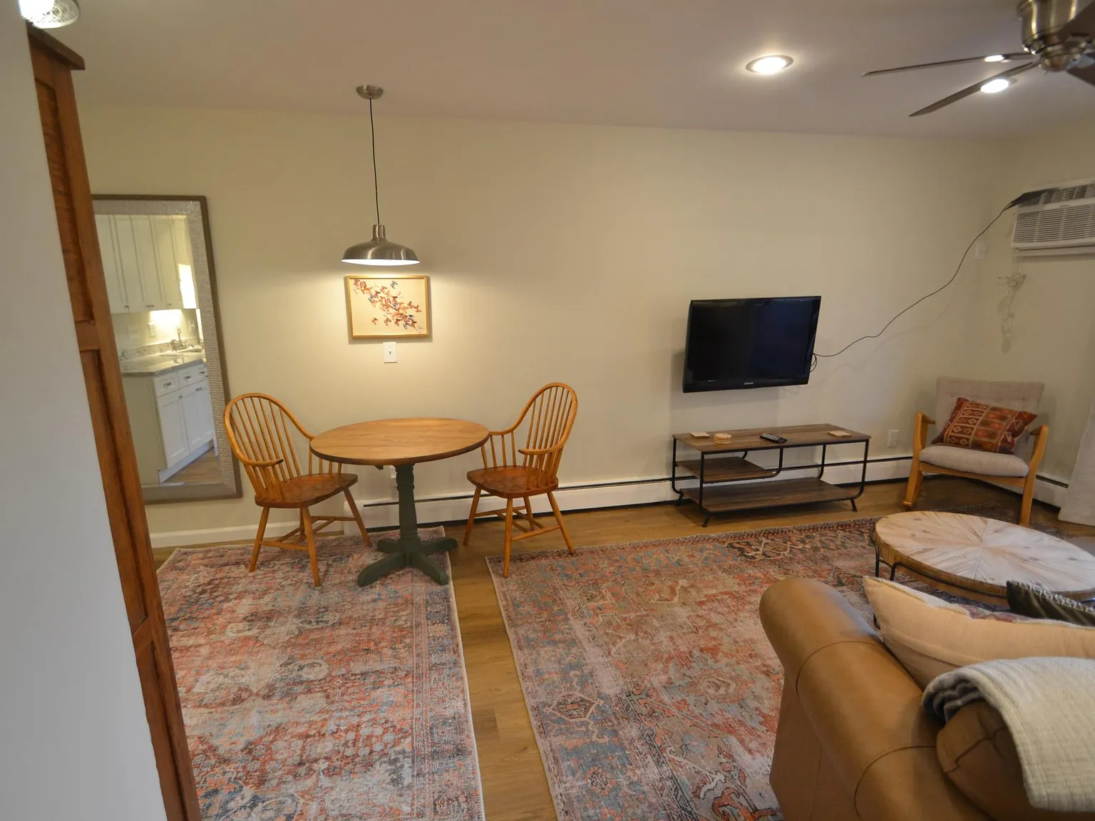 1 bed, 600 sqft, $1,295 — Photo 3