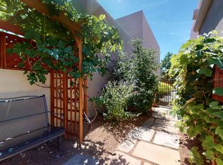 616 Flint Ridge Trl SE, Albuquerque, NM 87123