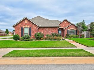 11725 SW 18th St, Yukon, OK 73099