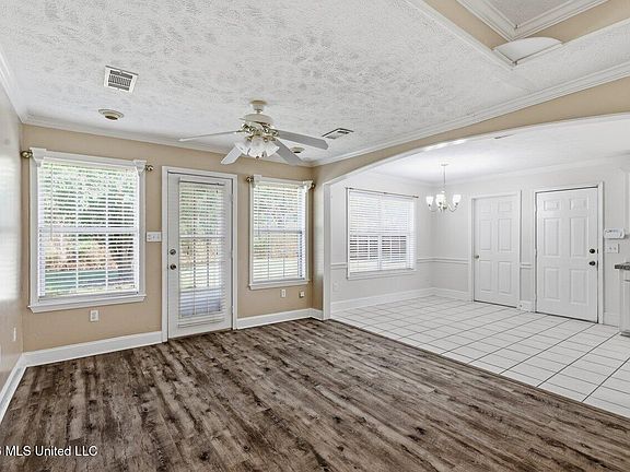 5th image of 3110 Tynes Dr