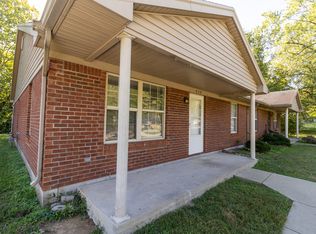 428 E Saint Joe Rd, Sellersburg, IN 47172
