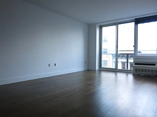 Rented by MNS | media 11