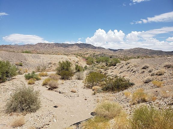 3rd image of 3010 Avienda Del Sol Lot 5