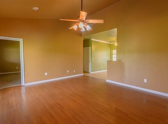 5th image of 1519 Royalwood Cir