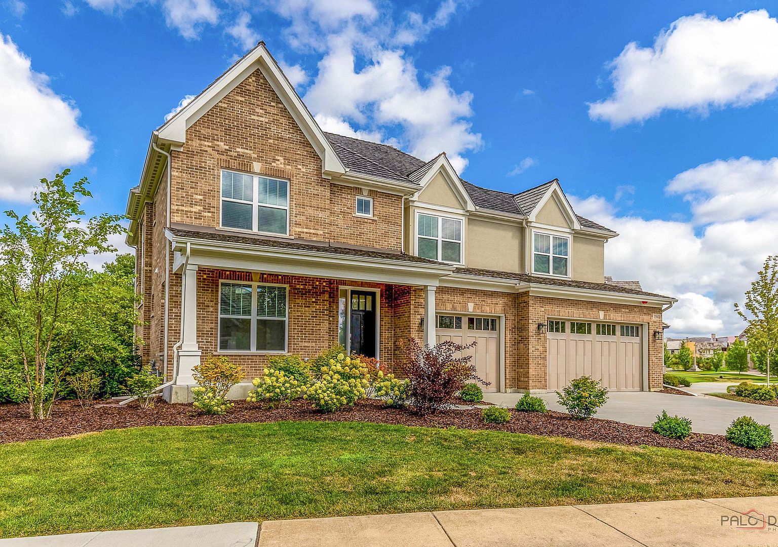 1945 Lake Charles Dr