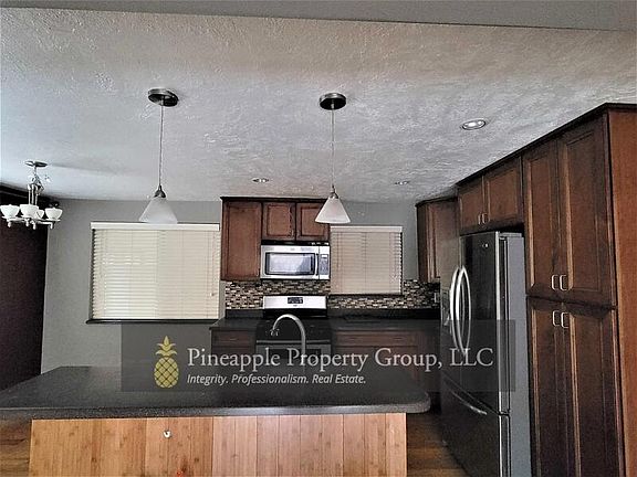 3rd image of 5150 S Caribbean Way