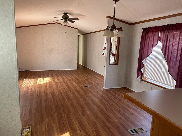 10213 Charles Town Rd #32 — Photo 2