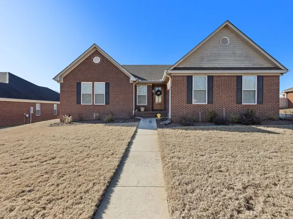 111 Castleton Rd, Florence, AL 35633
