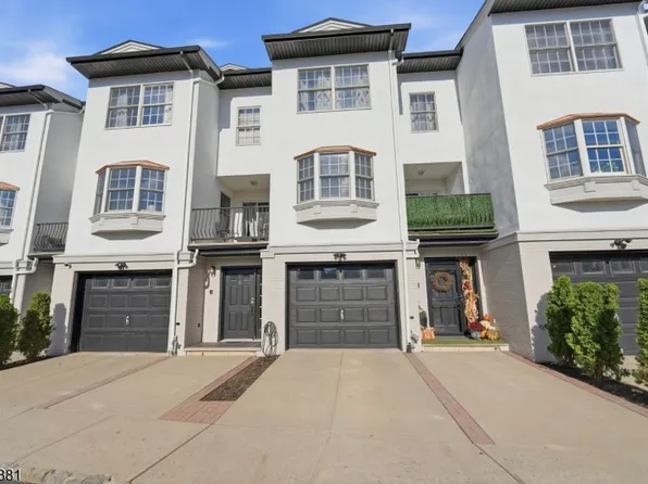 7 Harbor Front Ct. Unit C7, Elizabeth City, NJ 07206