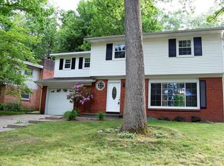 2148 Holliday Dr SW, Wyoming, MI 49519