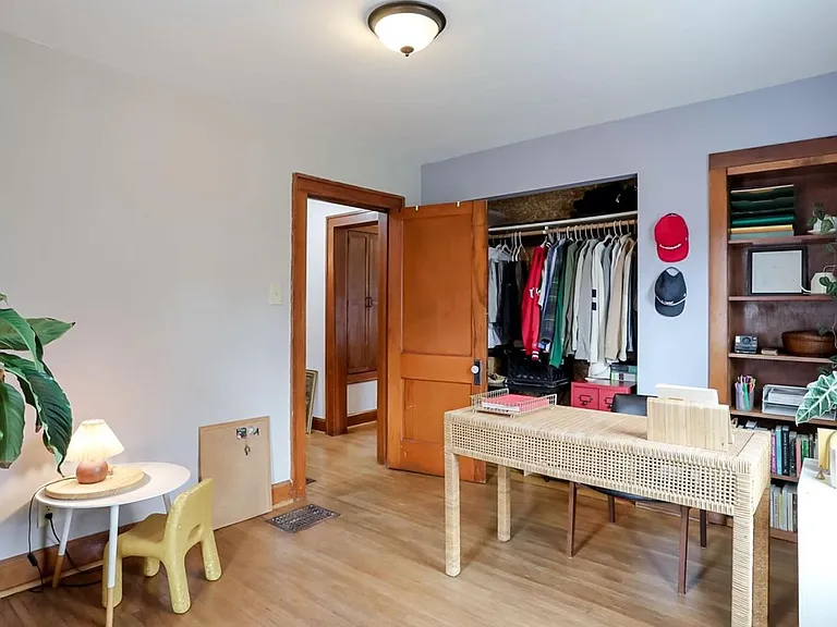 626 S Mitchell St — Photo 12