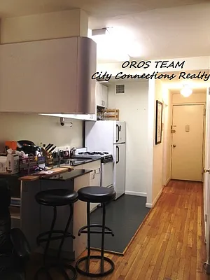 Rented by City Connections Realty | media 15