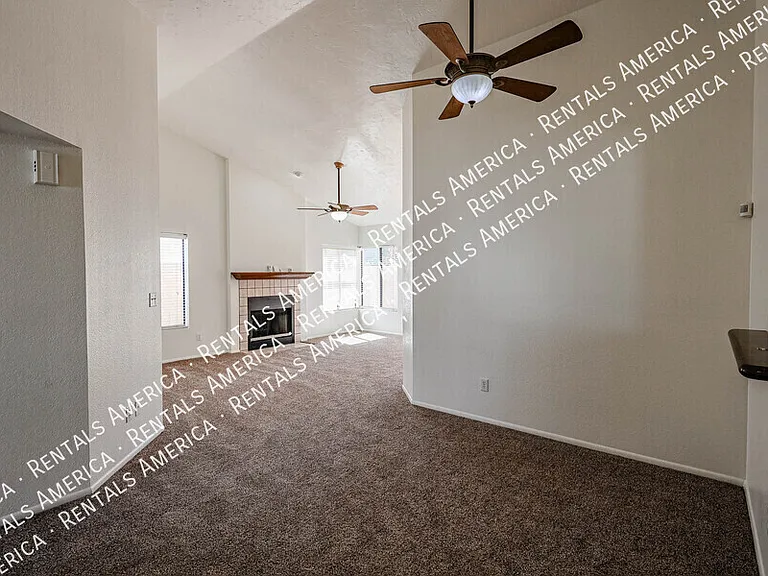3301 E Wescott Dr — Photo 2