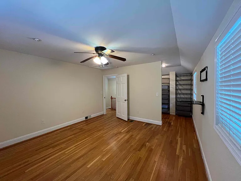 4717 Arlington Blvd — Photo 23