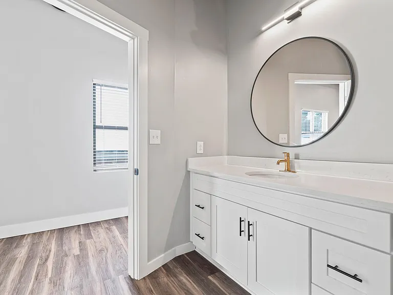 125 E Prince St #203 — Photo 16